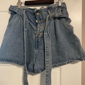 Denim high waisted paper bag top shorts with belt